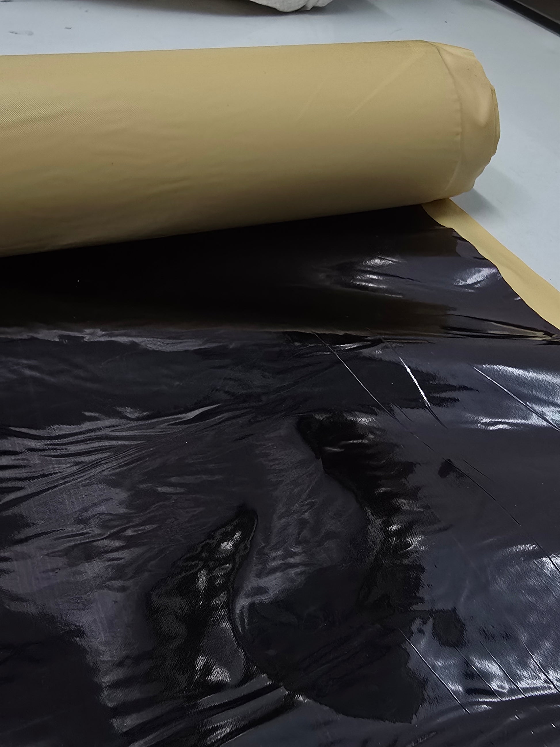 Black Plain Leather Gota Paper